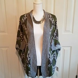 NWT Charlotte Russe short sleeve sweater/jacket